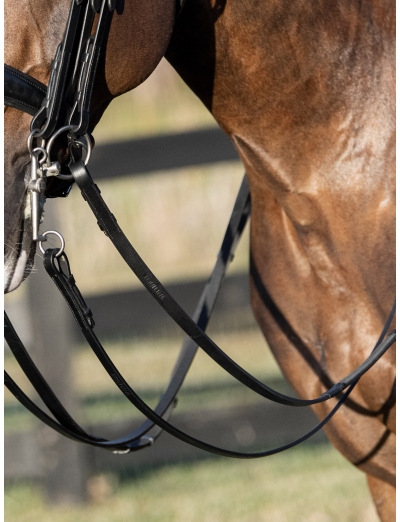 BLACK PLAIN LEATHER REINS FOR WEYMOUTH BRIDLE WITH HOOK & STUD CLOSURE